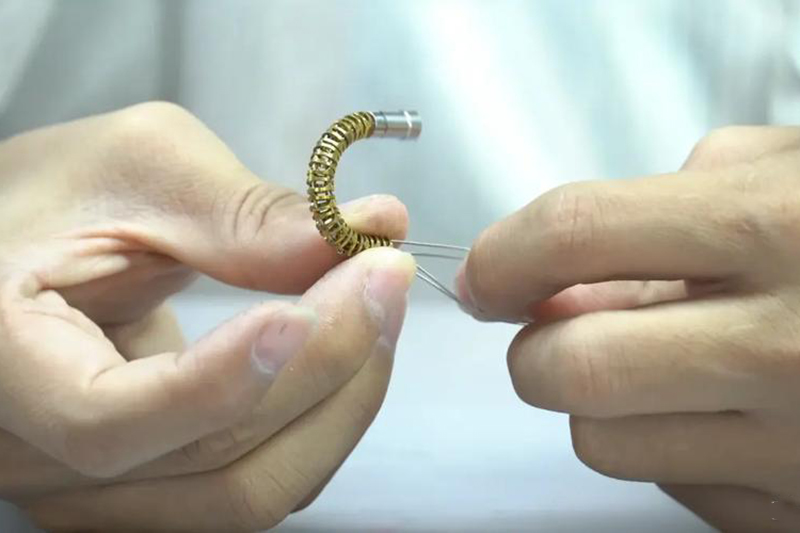 4 Way Articulating probe