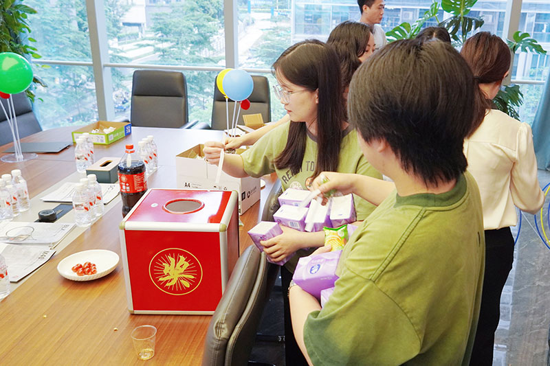 As summer unfolds and daylight stretches, the COANTEC family gathered for a heartwarming "Dragon Boat Festival Celebration" – a combined monthly staff birthday party and engaging team‑building activity that infused festive spirit with a genuine sense of belonging. Celebrating Birthdays with Warmth and Appreciation The event kicked off with colleagues exchanging Dragon Boat Festival greetings, followed by dedicated birthday wishes for our celebrants. Soft music filled the room as everyone sang "Happy Birthday," with candlelight glowing on each joyful face. Our second‑quarter birthday staff made their wishes, shared snacks, and posed for group photos amid rounds of applause and cheers. At COANTEC, we truly value every individual – celebrating every birthday and recognizing every contribution as part of our people‑first culture. Interactive Games That Sparked Laughter and Connection After a brief warm‑up, two inclusive and easy‑to‑join games brought energy and excitement to the entire team: Dragon Boat Festival Quiz – Fifty engaging questions drawn from our employee handbook challenged participants in a fast‑paced Q&A session. Team members lined up to draw questions and had just 30 seconds to answer. Correct answers earned lovely zongzi‑shaped souvenirs, while wrong answers triggered lively re‑challenges. The room buzzed with laughter and cheers as colleagues revisited COANTEC's brand culture and flagship products – with many seasoned staff confidently answering multiple questions correctly. Dry‑Land Zongzi Hoop Throw – Each participant received three hoops to toss at target props on the floor within a set time and distance. With two rounds available, almost everyone walked away with prizes. Between games, colleagues enjoyed snacks and shared stories from work and daily life, creating a truly warm and relaxed atmosphere. COANTEC is committed to fostering a simple, transparent, and harmonious workplace – and these team‑building moments perfectly reflect our collective spirit. A Memorable Conclusion with Lasting Impressions The event drew to a successful close amid rounds of applause and cheerful conversations. Photos captured every smile, preserving the warmth and camaraderie of the COANTEC family. Looking ahead, COANTEC will continue to empower our teams through diverse activities, ensuring every employee feels the care and support of our company on their professional journey. As summer unfolds and daylight stretches, the COANTEC family gathered for a heartwarming "Dragon Boat Festival Celebration" – a combined monthly staff birthday party and engaging team‑building activity that infused festive spirit with a genuine sense of belonging. Celebrating Birthdays with Warmth and Appreciation The event kicked off with colleagues exchanging Dragon Boat Festival greetings, followed by dedicated birthday wishes for our celebrants. Soft music filled the room as everyone sang "Happy Birthday," with candlelight glowing on each joyful face. Our second‑quarter birthday staff made their wishes, shared snacks, and posed for group photos amid rounds of applause and cheers. At COANTEC, we truly value every individual – celebrating every birthday and recognizing every contribution as part of our people‑first culture. Interactive Games That Sparked Laughter and Connection After a brief warm‑up, two inclusive and easy‑to‑join games brought energy and excitement to the entire team: Dragon Boat Festival Quiz – Fifty engaging questions drawn from our employee handbook challenged participants in a fast‑paced Q&A session. Team members lined up to draw questions and had just 30 seconds to answer. Correct answers earned lovely zongzi‑shaped souvenirs, while wrong answers triggered lively re‑challenges. The room buzzed with laughter and cheers as colleagues revisited COANTEC's brand culture and flagship products – with many seasoned staff confidently answering multiple questions correctly. Dry‑Land Zongzi Hoop Throw – Each participant received three hoops to toss at target props on the floor within a set time and distance. With two rounds available, almost everyone walked away with prizes. Between games, colleagues enjoyed snacks and shared stories from work and daily life, creating a truly warm and relaxed atmosphere. COANTEC is committed to fostering a simple, transparent, and harmonious workplace – and these team‑building moments perfectly reflect our collective spirit. A Memorable Conclusion with Lasting Impressions The event drew to a successful close amid rounds of applause and cheerful conversations. Photos captured every smile, preserving the warmth and camaraderie of the COANTEC family. Looking ahead, COANTEC will continue to empower our teams through diverse activities, ensuring every employee feels the care and support of our company on their professional journey.